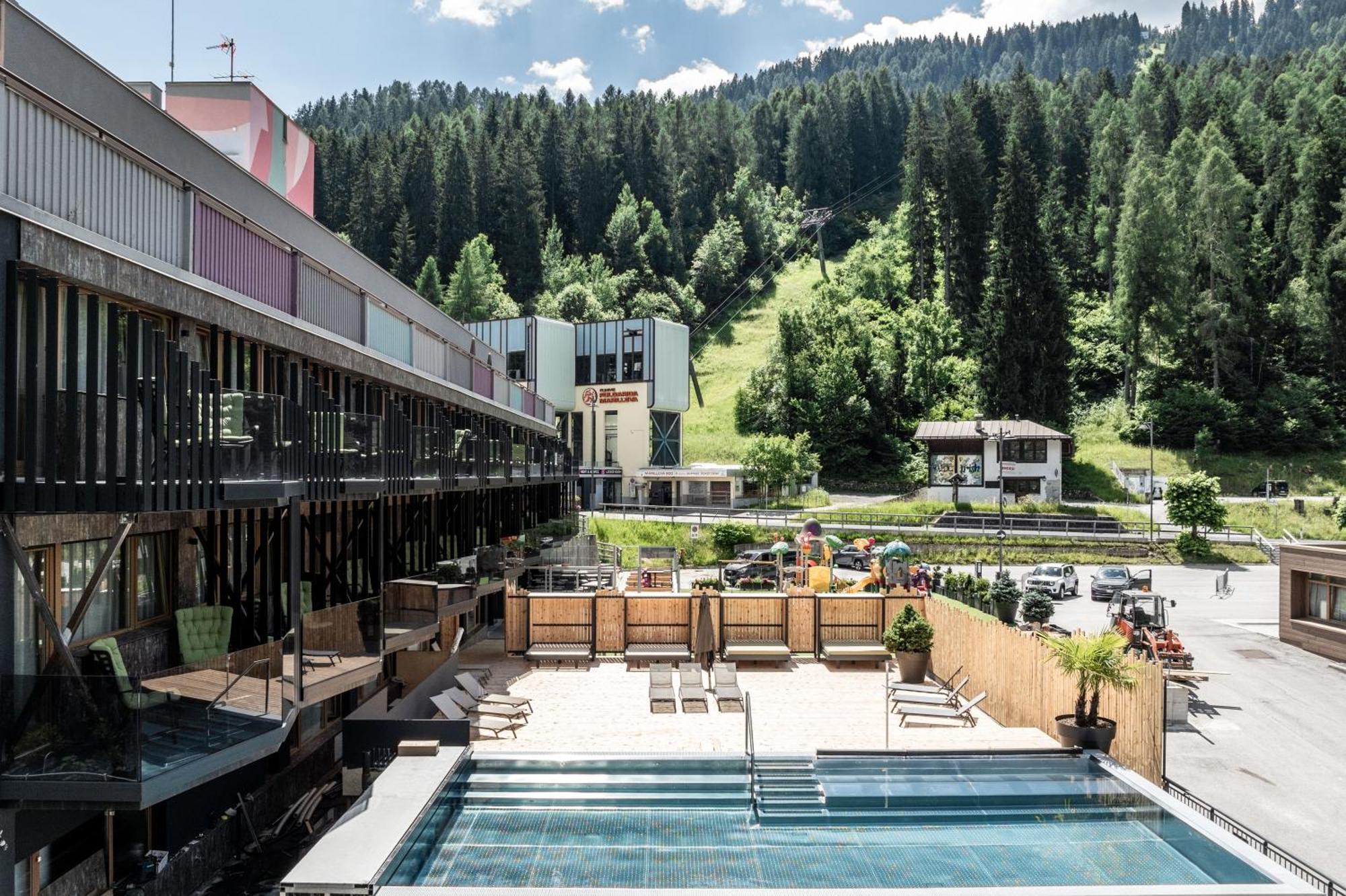 Ravelli Sporting Otel Mezzana  Dış mekan fotoğraf