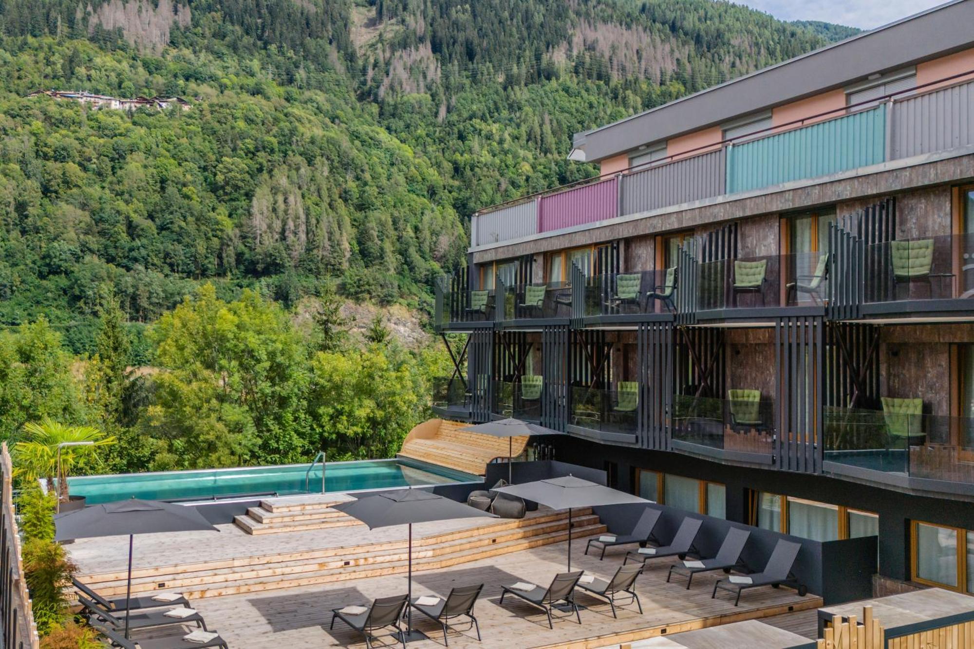 Ravelli Sporting Otel Mezzana  Dış mekan fotoğraf