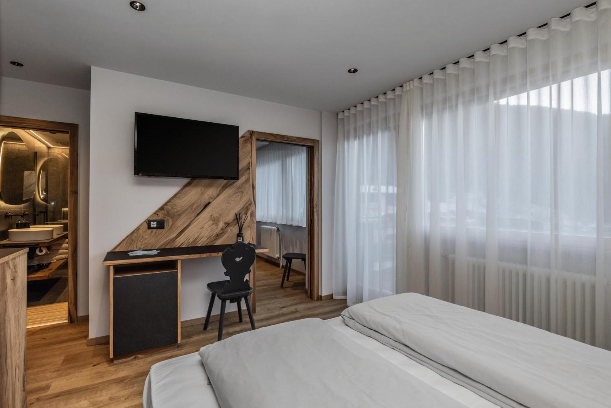 Ravelli Sporting Otel Mezzana  Dış mekan fotoğraf